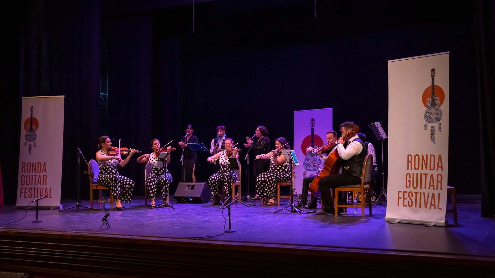 Un momento del concierto de apertura del Festival Internacional de Guitarra de Ronda. Foto Roberto 82.