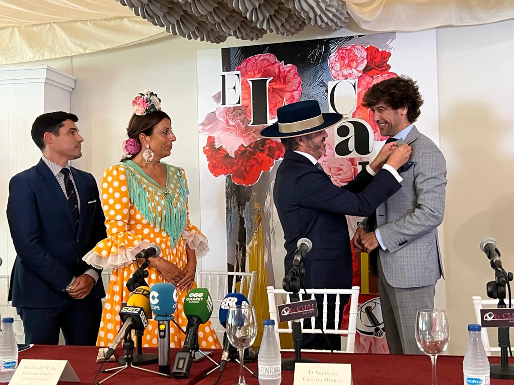 Las peñas viven el primer día en el Real de Feria con gran intensidad
