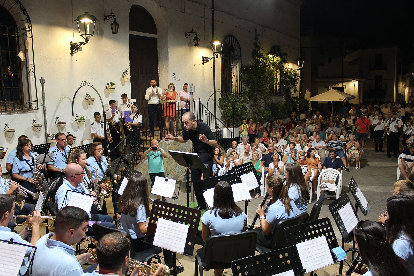 Un momento de la noche de pasodobles celebrada en Jubrique.