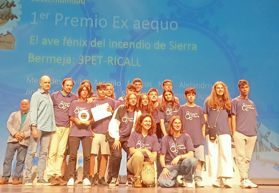 Alumnos del instituto Martín Rivero logran tres primeros premios y dos menciones en el certamen Ciencia en Acción
