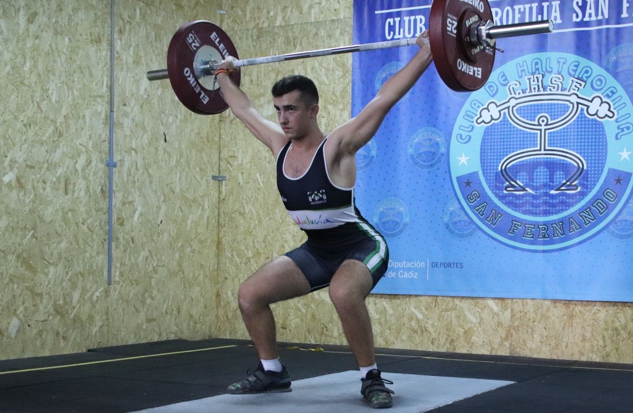 Ejoven deportista rondeño durante una competición.
