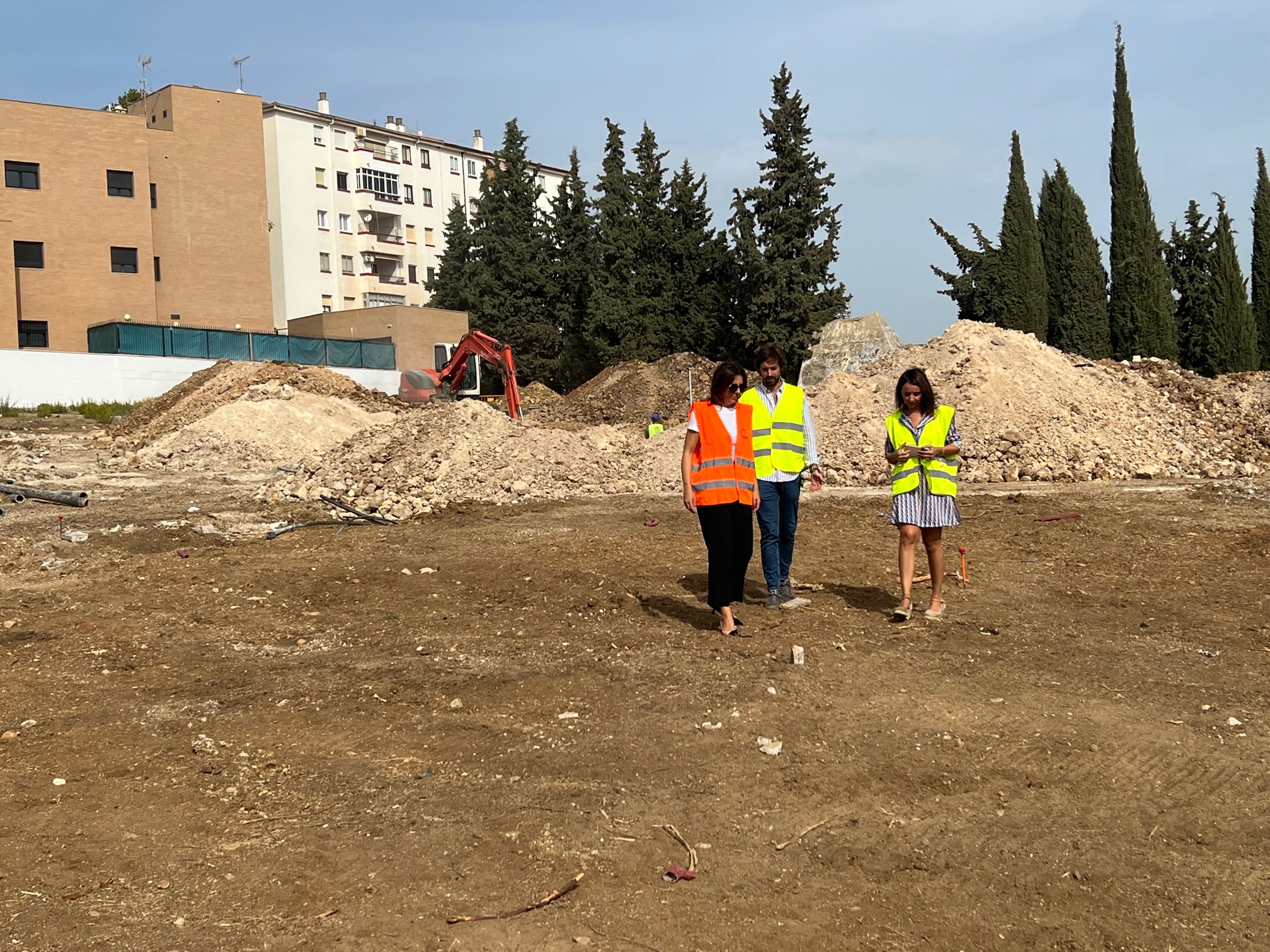 La nueva zona verde está situada detrás de la iglesia de San Rafael.