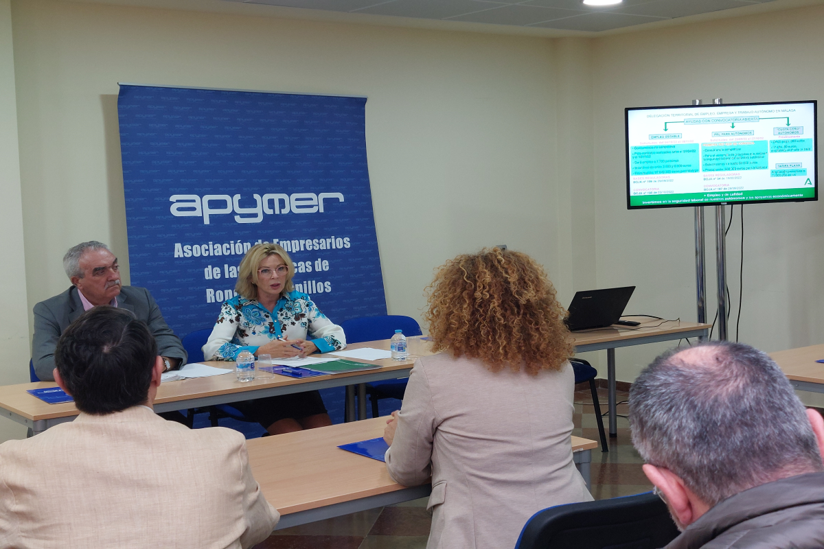 La Junta ofrece a los empresarios rondeños ayudas para fomentar el empleo estable