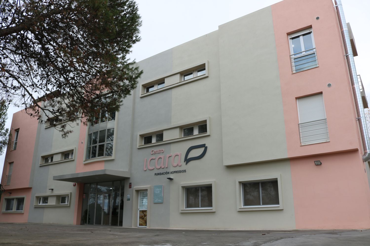 El nuevo centro de Asprodisis se inauguró recientemente en el Polígono Industrial El Fuerte.