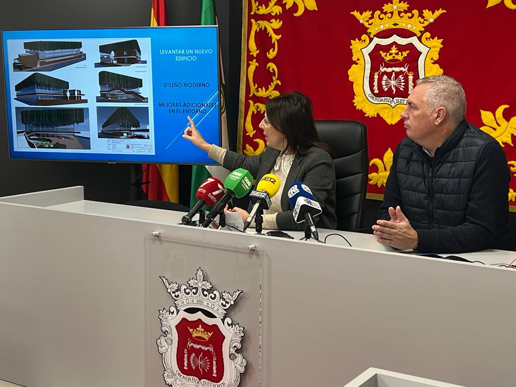 La alcaldesa y el edil de Deportes han dado a conocer las características de esta actuación.