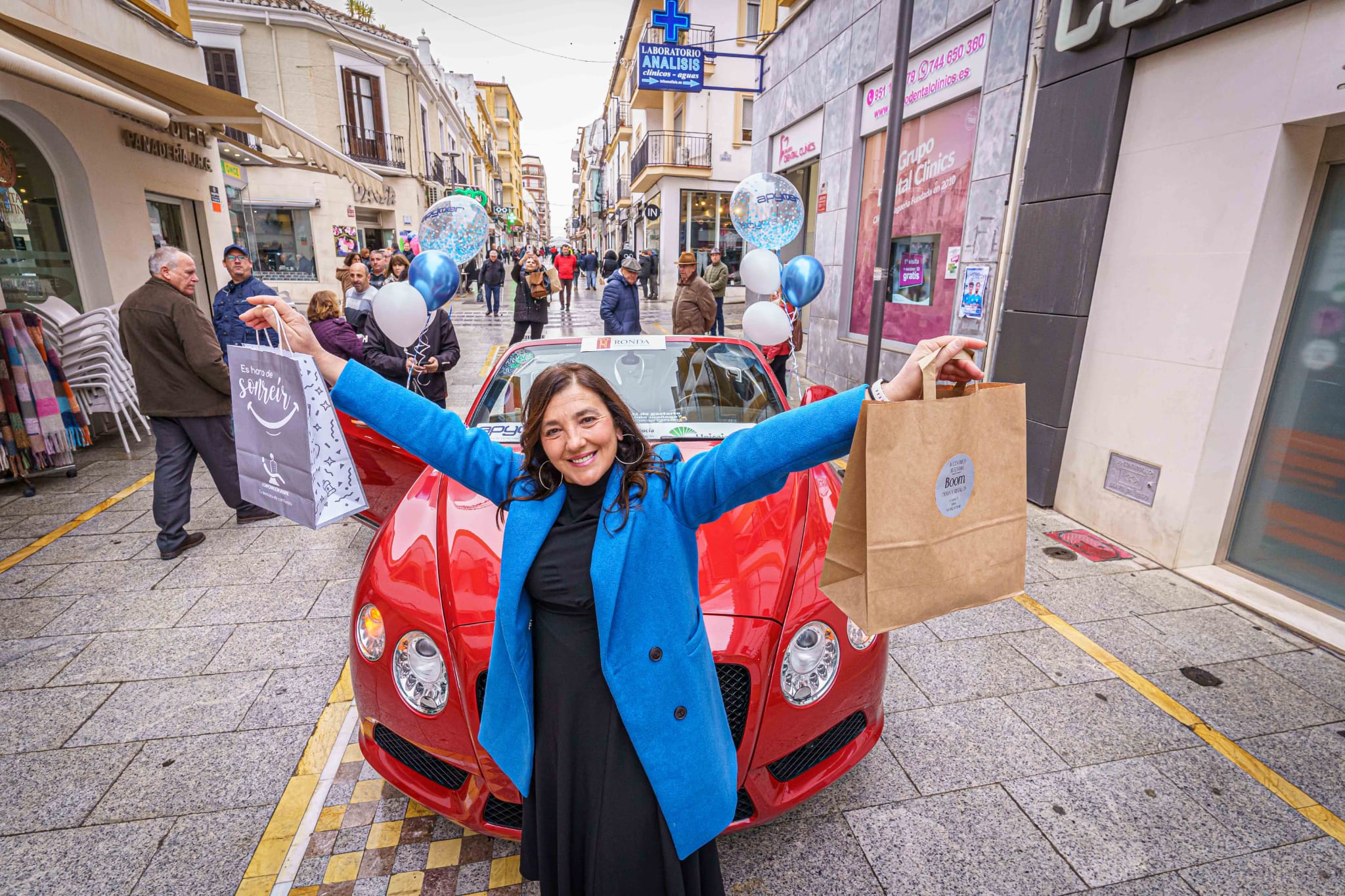 Ana María ha competado todas sus compras con los 30 euros en las tres horas fijadas.