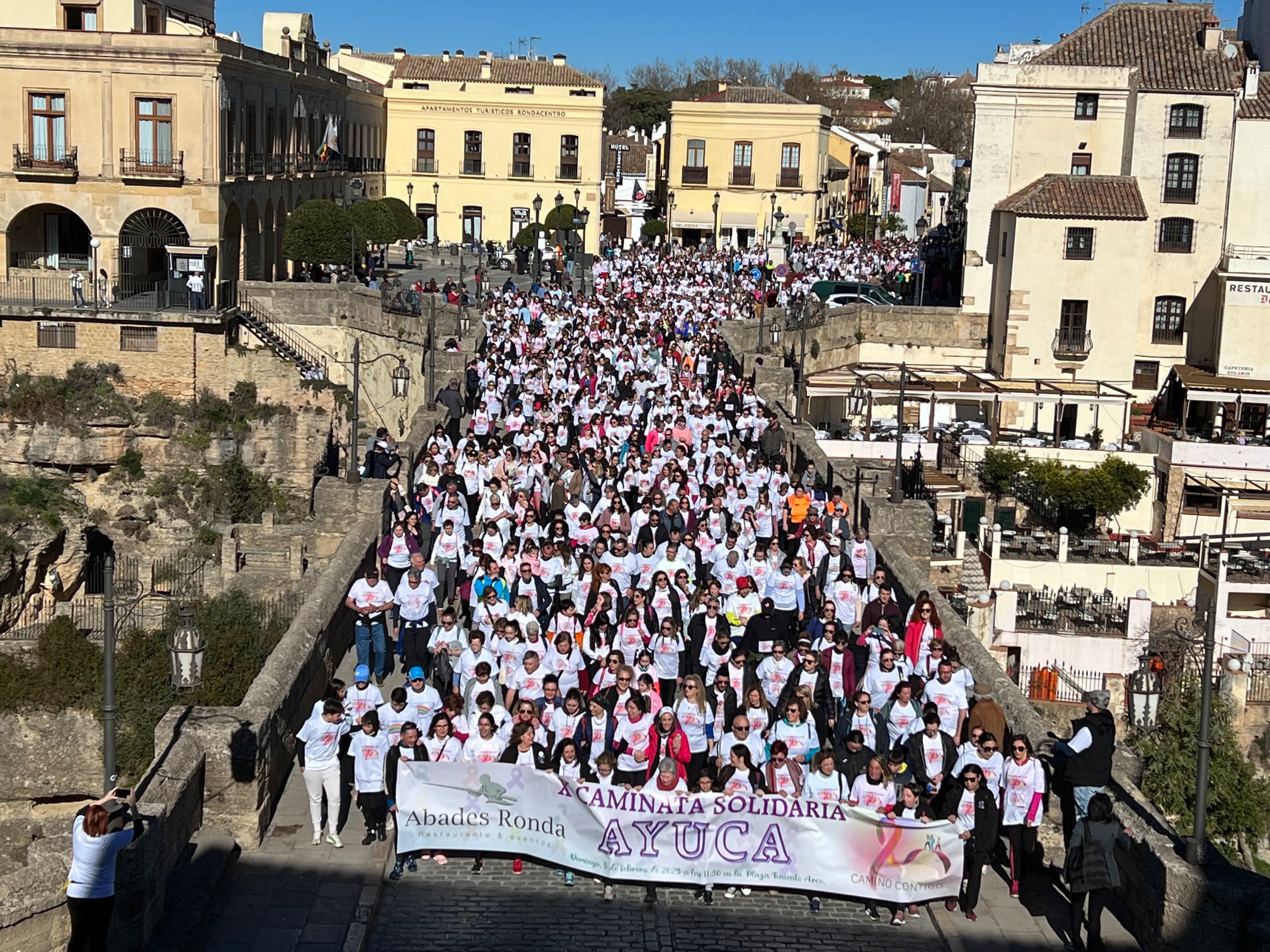 Más de 3.000 personas participan en la X Marcha contra el Cáncer de Ayuca