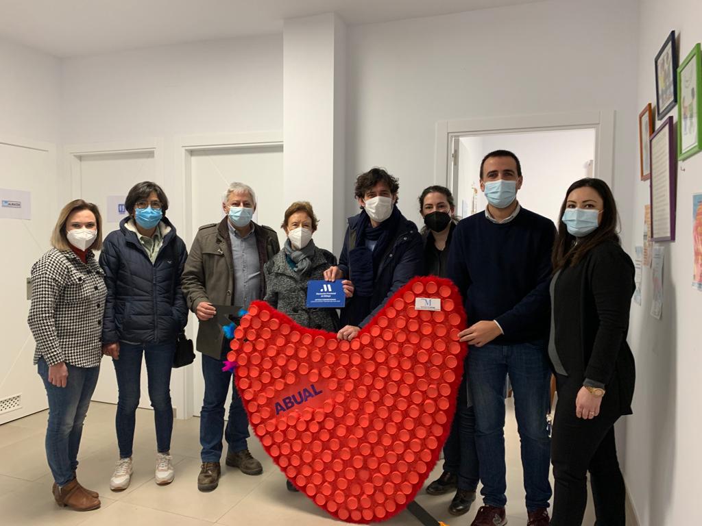 La Diputación impulsa un proyecto de inclusión digital y estimulación para personas con enfermedades mentales en la Sierra de las Nieves