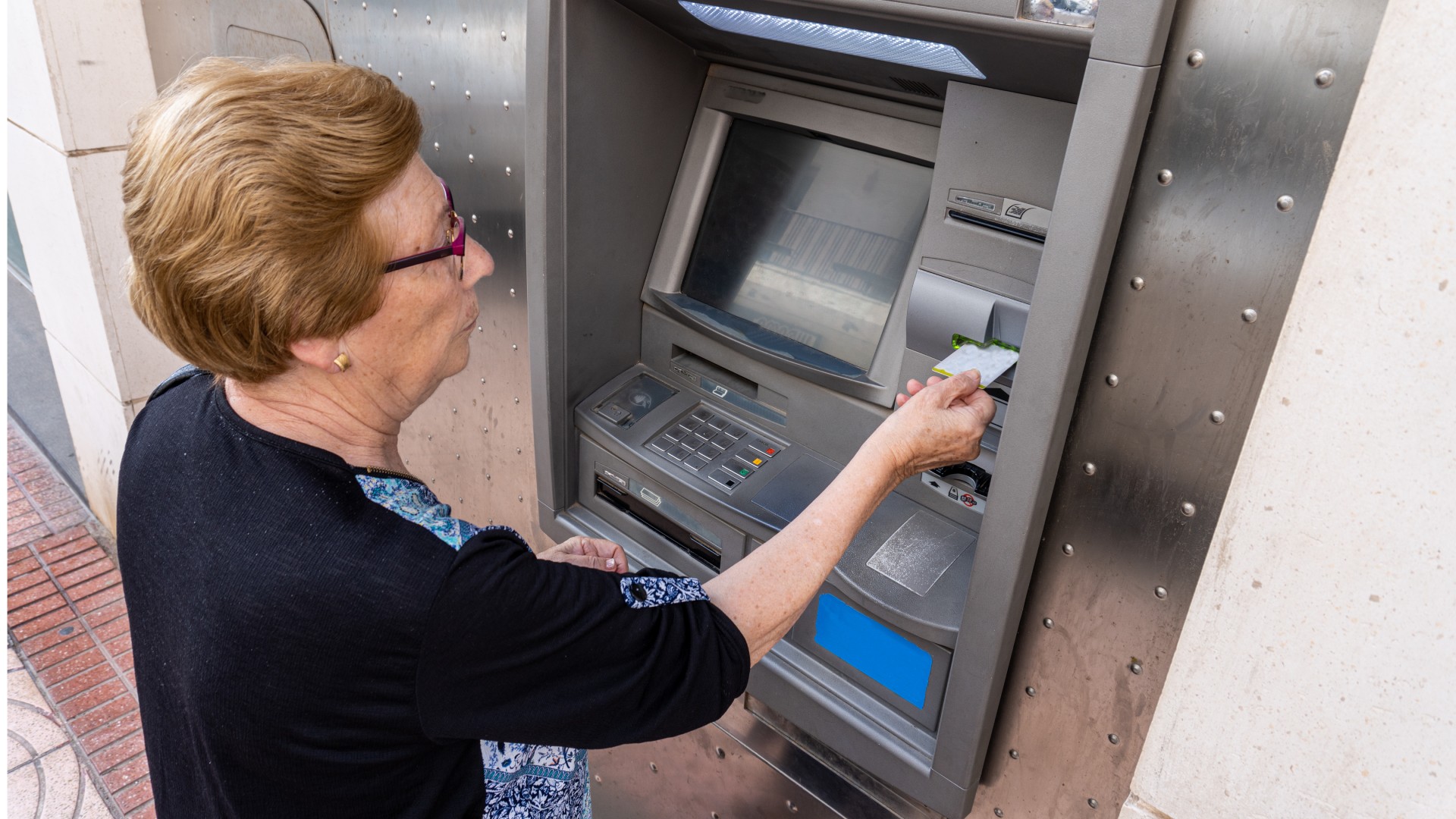 Los vecinos de la Serranía tienen problemas para realizar sus gestiones económicas.