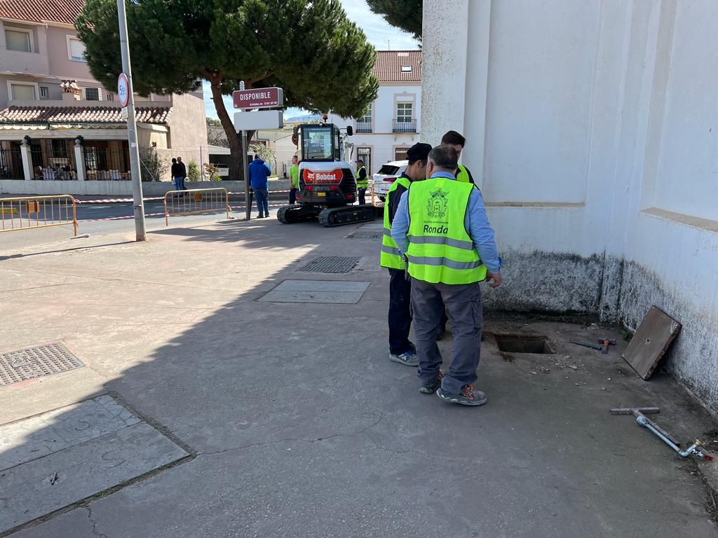 Los trabajos se han iniciado esta mañana en el Polígono Industrial de El Fuerte.