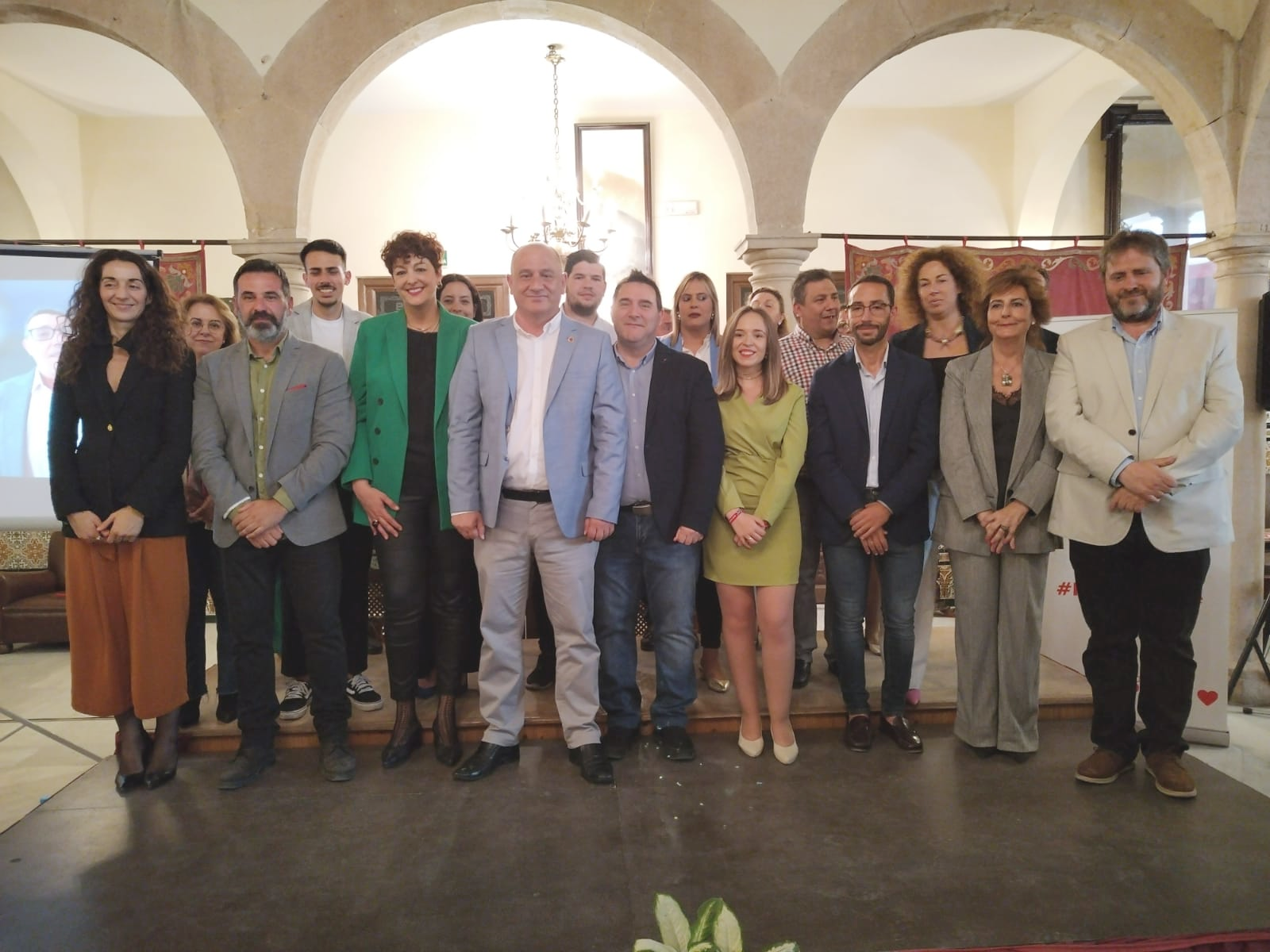 El PSOE presenta su lista para el 28M con candidatos sin experiencia en gestión municipal y donde Aguilera confirma su adiós