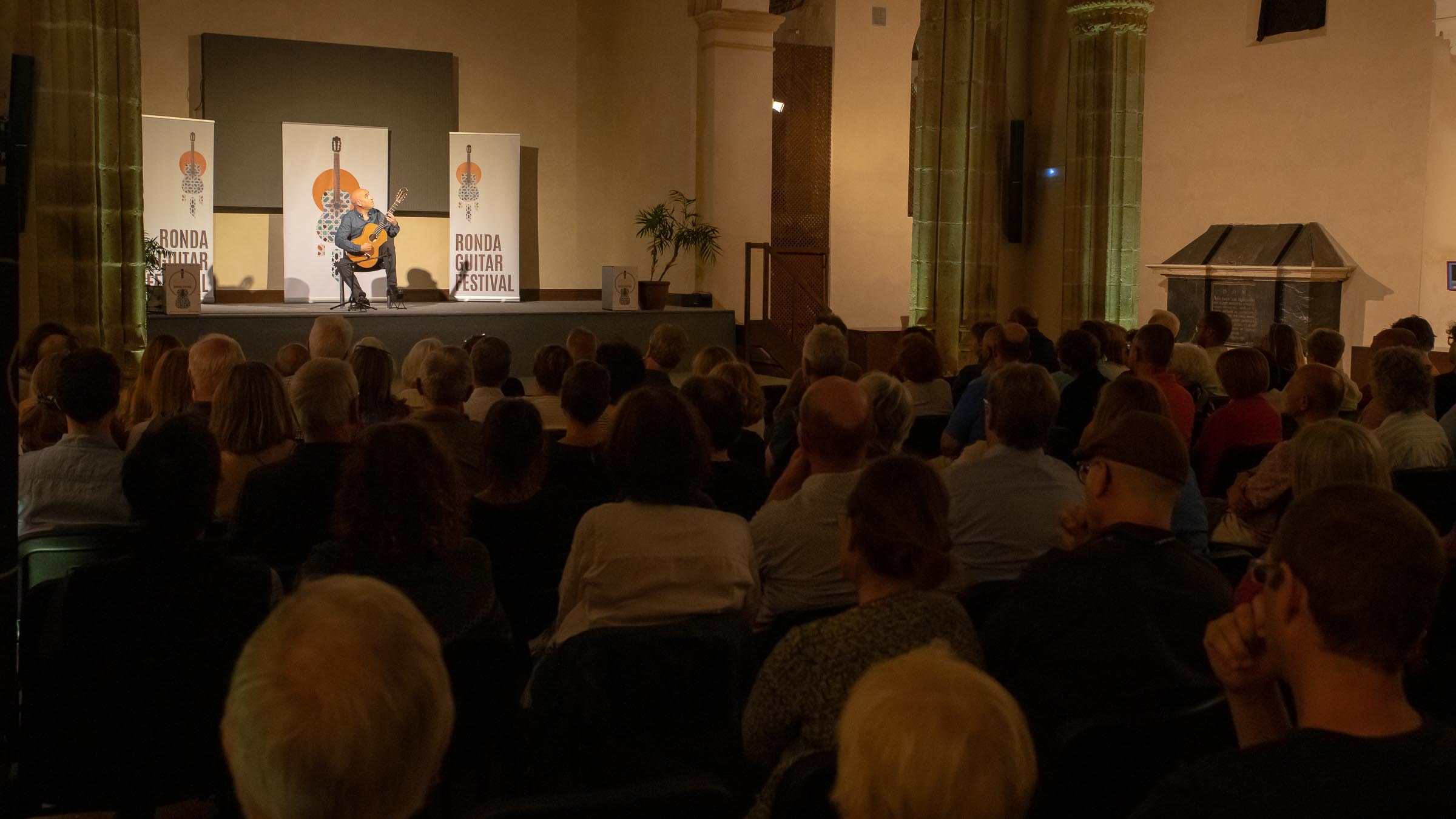 Numeroso público está asistiendo a esta edición del Festival Internacional de Guitarra de Ronda. Foto Roberto 82.