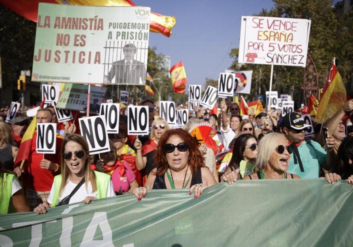 El PP ha organizado una concentración contra la amnistía en Málaga.