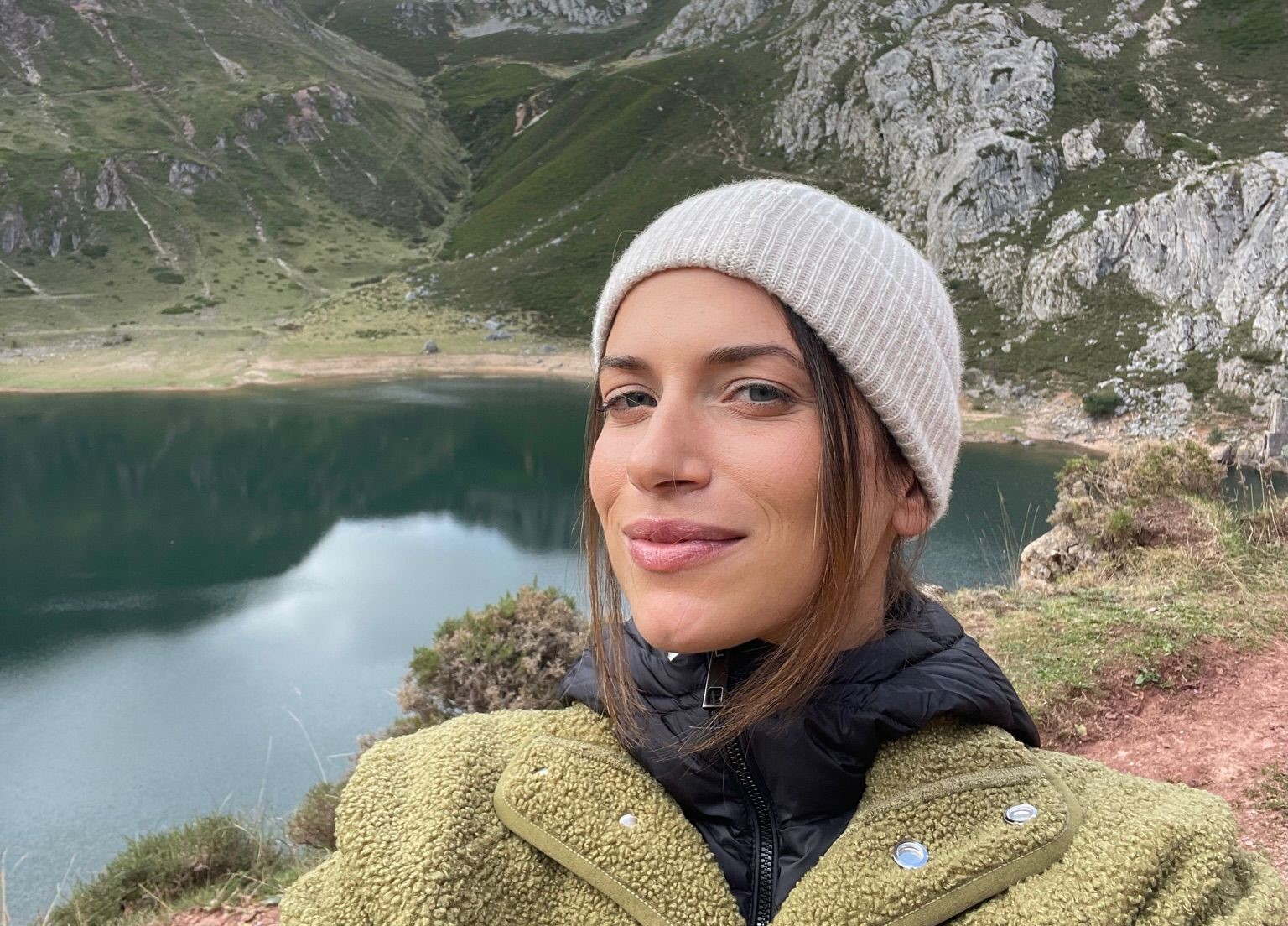 La modelo comercial rondeña durante la grabación del anuncio en el parque Natural de Somiedo, Asturias.