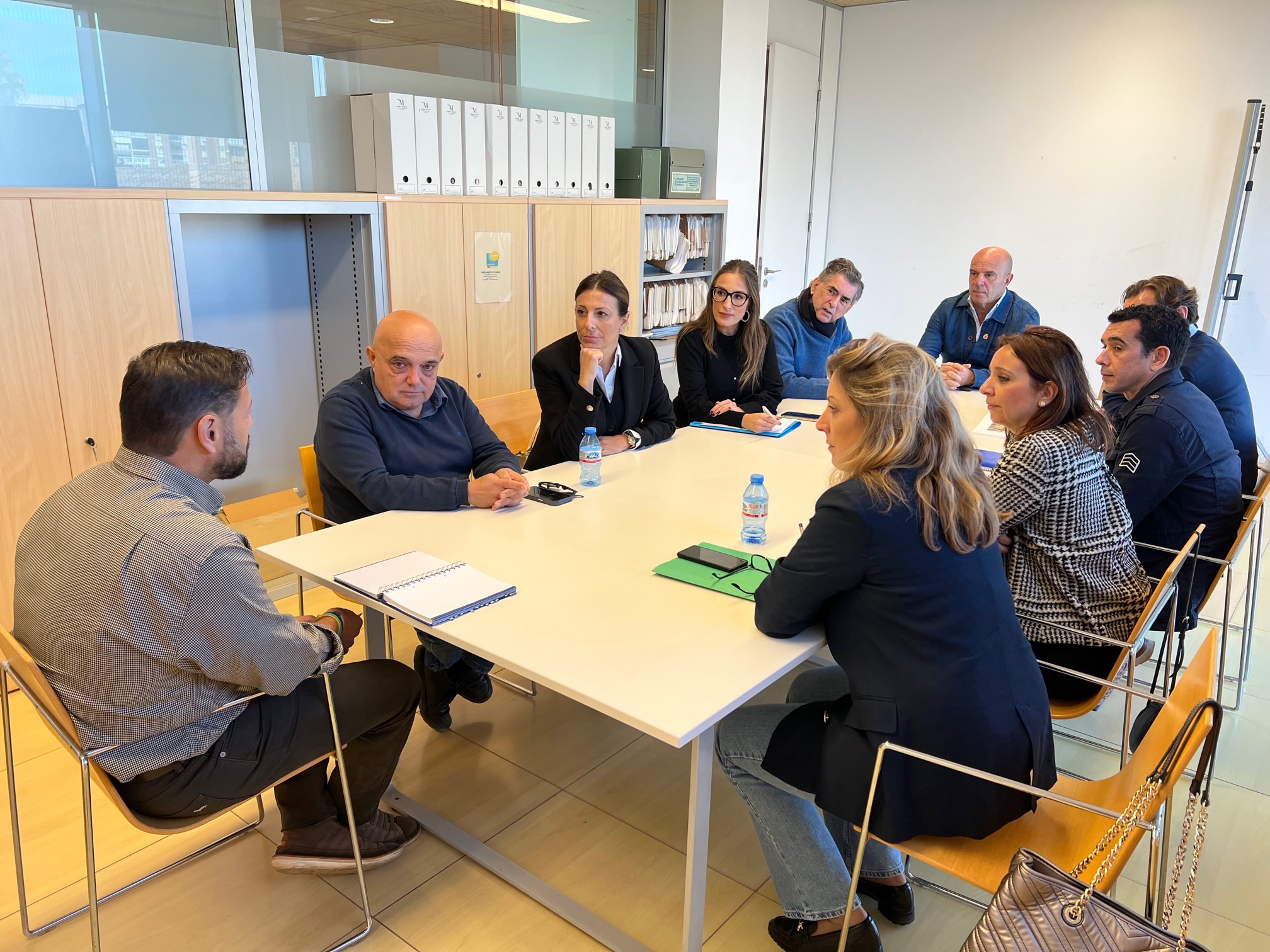 Responsables municipales han mantenido hoy una nueva reunión con técnicos de la Diputación de Málaga.