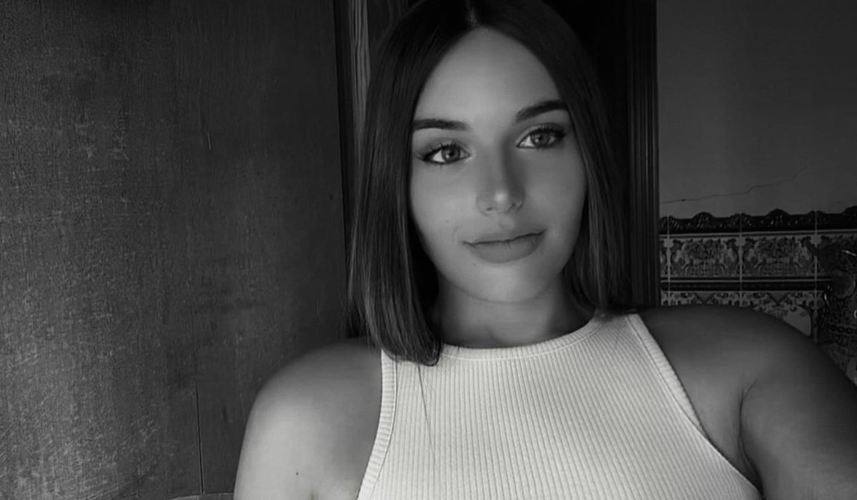 Impresionante imagen en blanco y negro de Lucía, la aspirante rondeña a Miss Málaga.