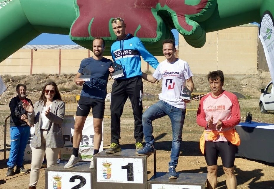 Marcos Robles quedó tercero en la categoría absoluta.