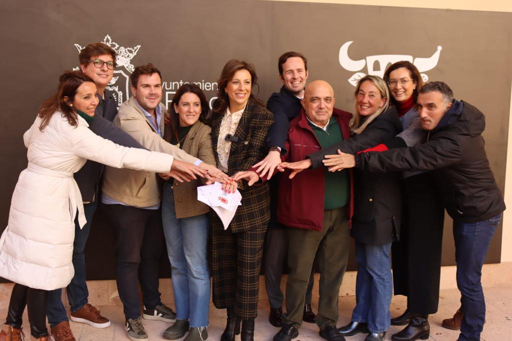 La alcaldesa y ediles del PP han celebrado este nuevo revés judicial para el PSOE.