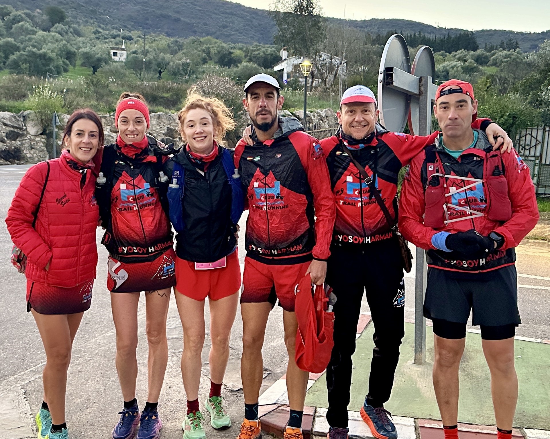 Deportistas del Club Harman en la carrera disputada en Jimera de Líbar.