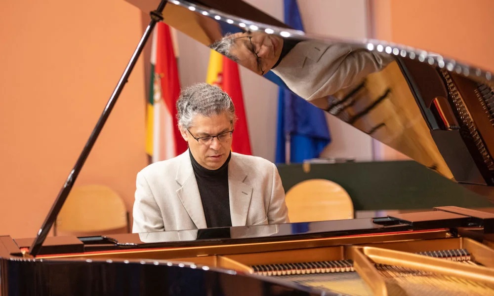 Cultura y la AMPA del Conservatorio de Música traen a Ronda un concierto del pianista Leonel Morales