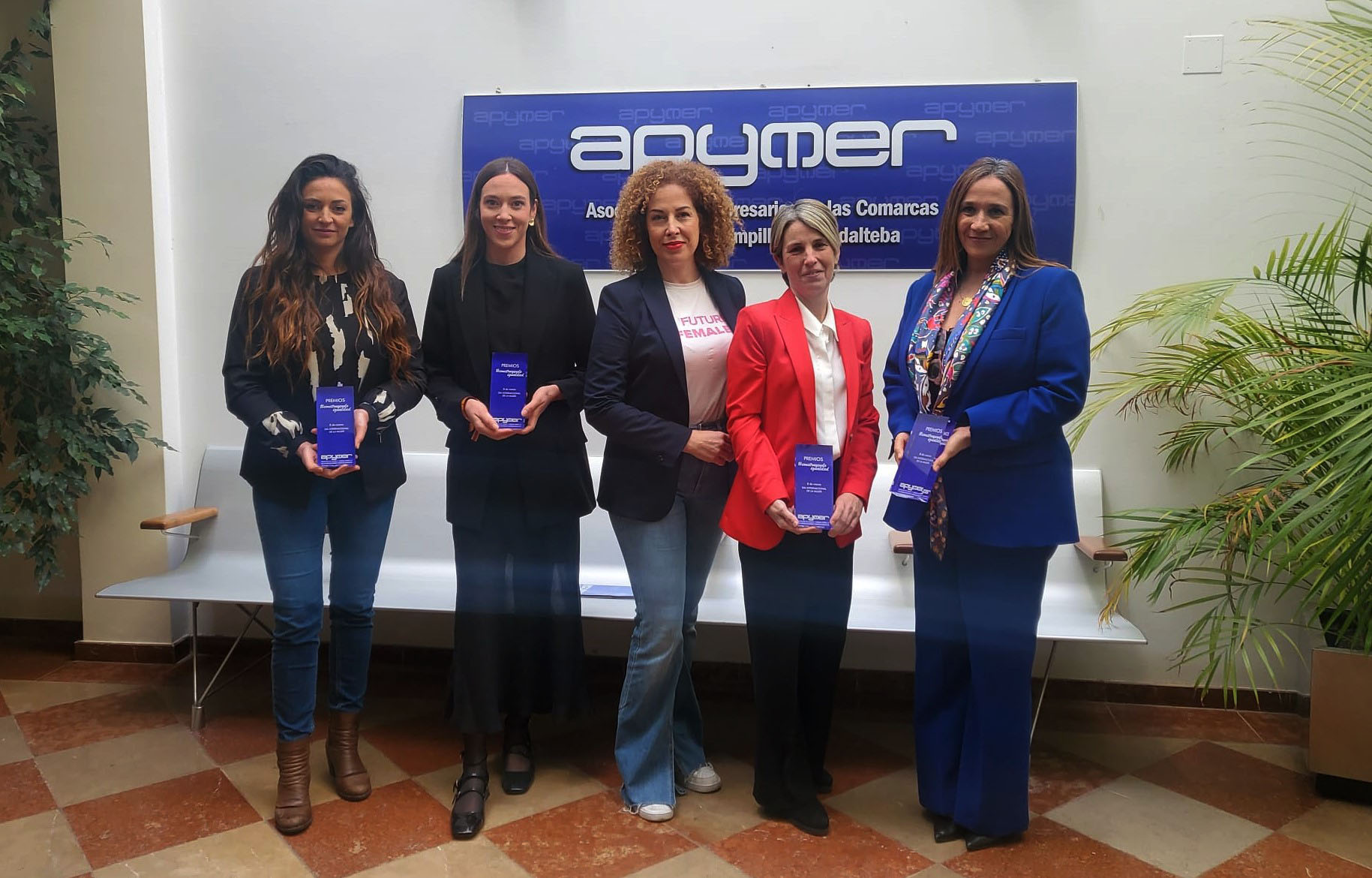 Los galardones se han entregado hoy en la sede de Apymer.