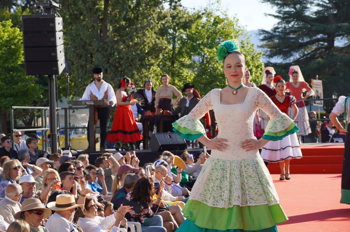 El color y el diseño de los trajes de época fueron los protagonistas ayer en Ronda.