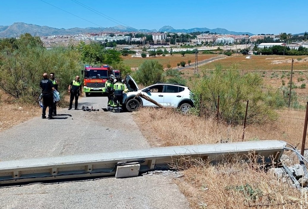 El suceso ha ocurrido cerca de Ronda, en el camino de Yunquera.