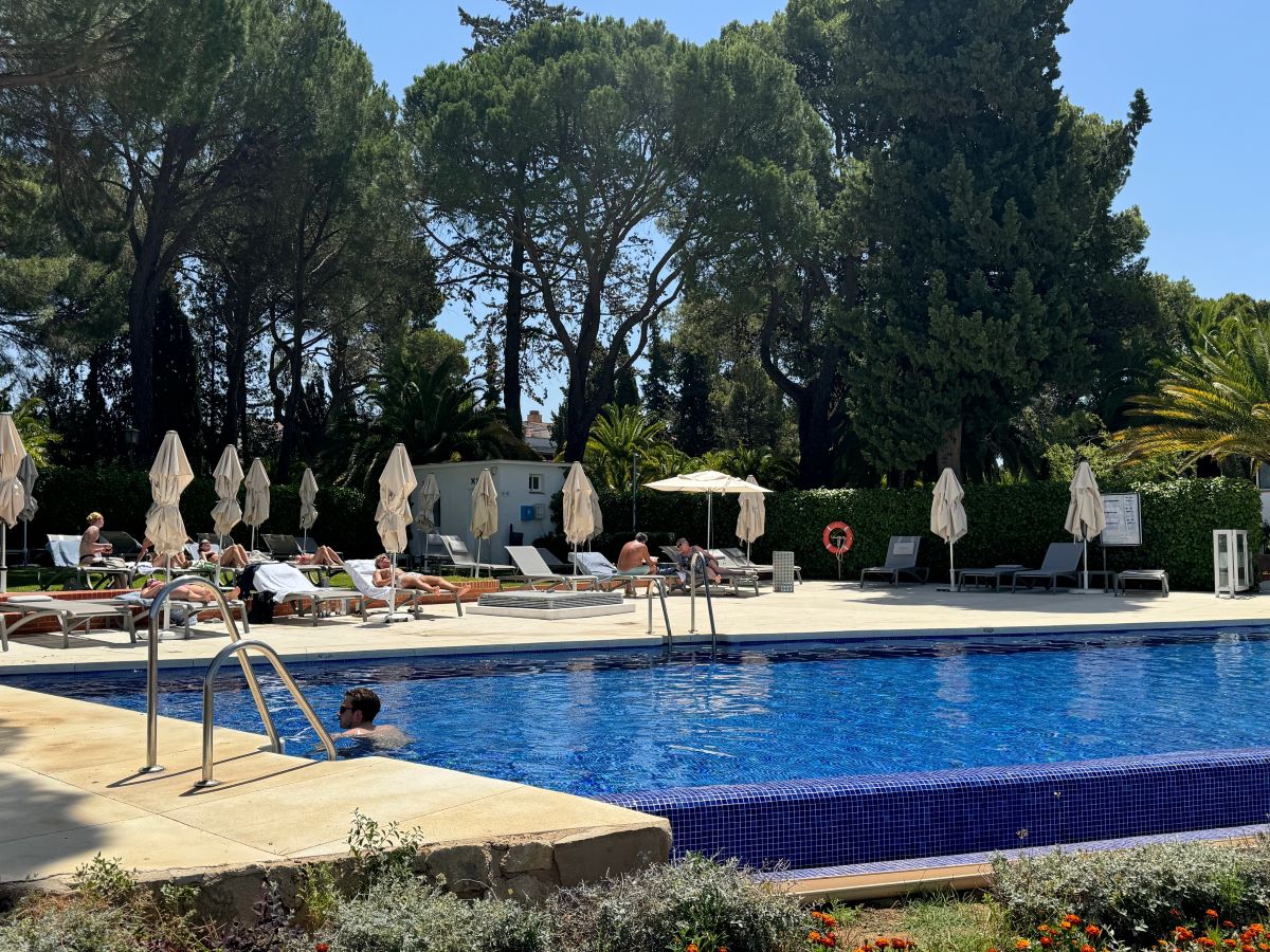 Piscina del Hotel Catalonia Reina Victoria de Ronda.