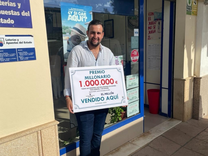 Ismael Hoyos ya ofrreció un premio importante en 2023. Foto Manolo Guerrero.