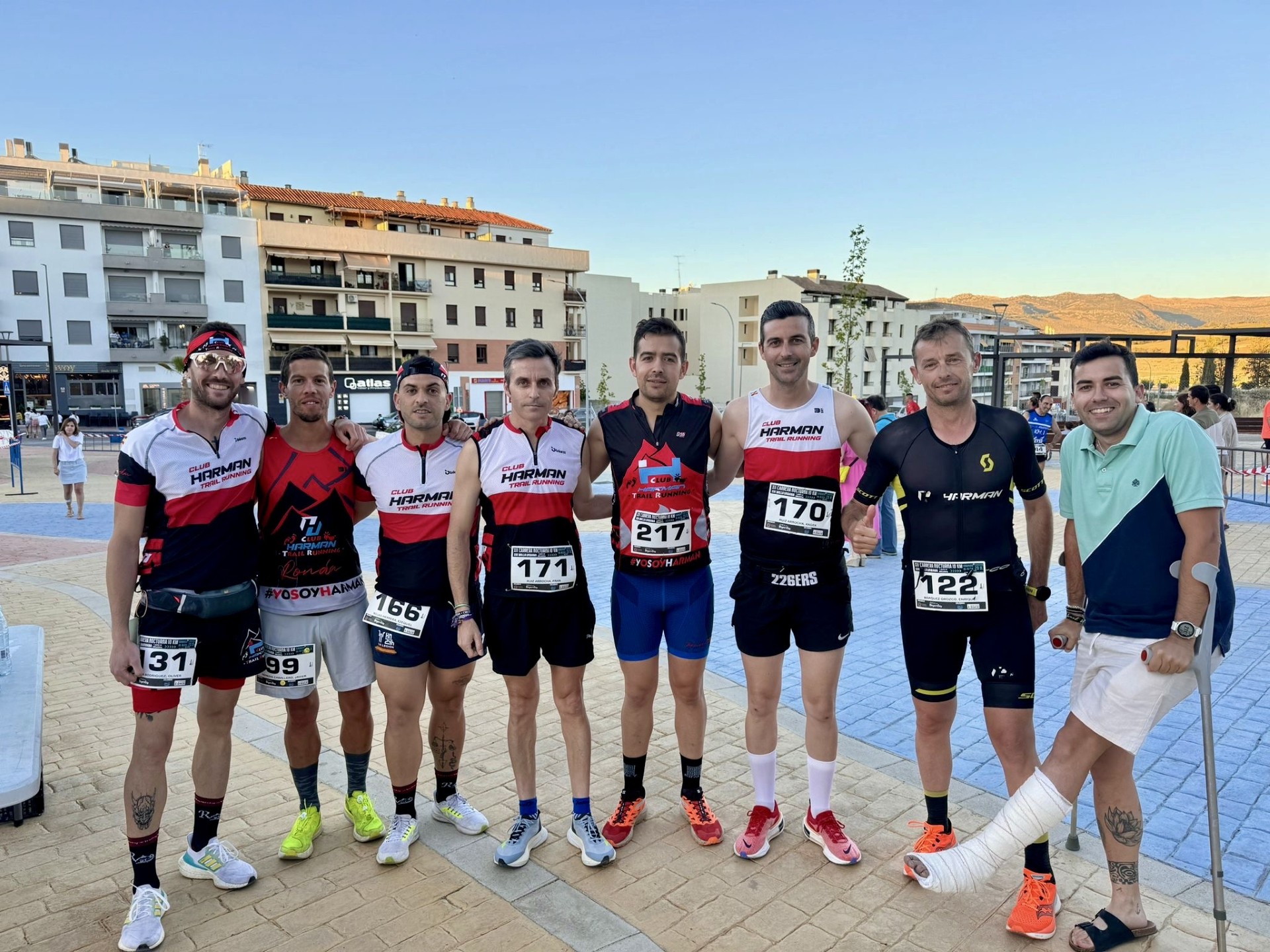 Miembros del Harman en la Carrera Nocturna de Ronda.