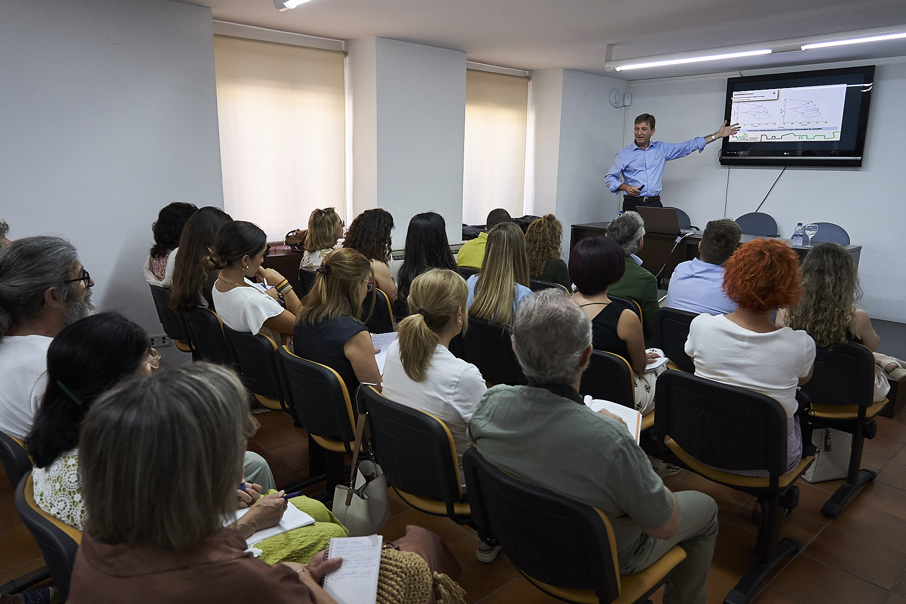 Ponencia de Gabriel Olveira, jefe de Servicio de Endocrinología y Nutrición del Hospital Regional Universitario de Málaga.