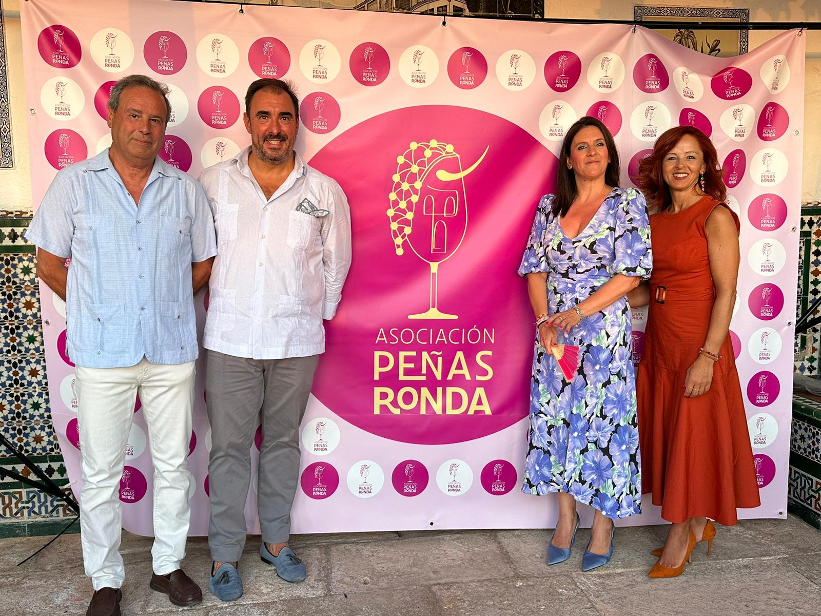 El nuevo logo fue presentado en sociedad en los jardines de Don Bosco.