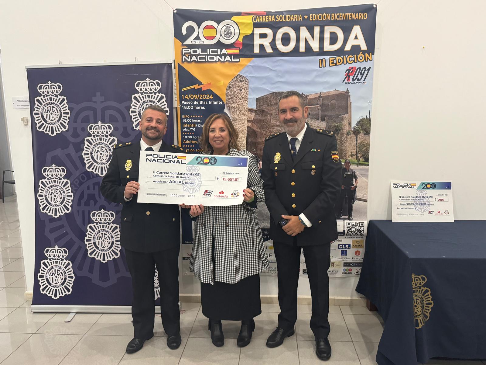 Hoy se ha entregado el dinero recaudado a AROAL.