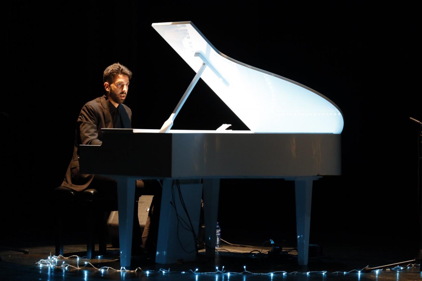 El pianista Diego Valdivia en una de sus actuaciones.