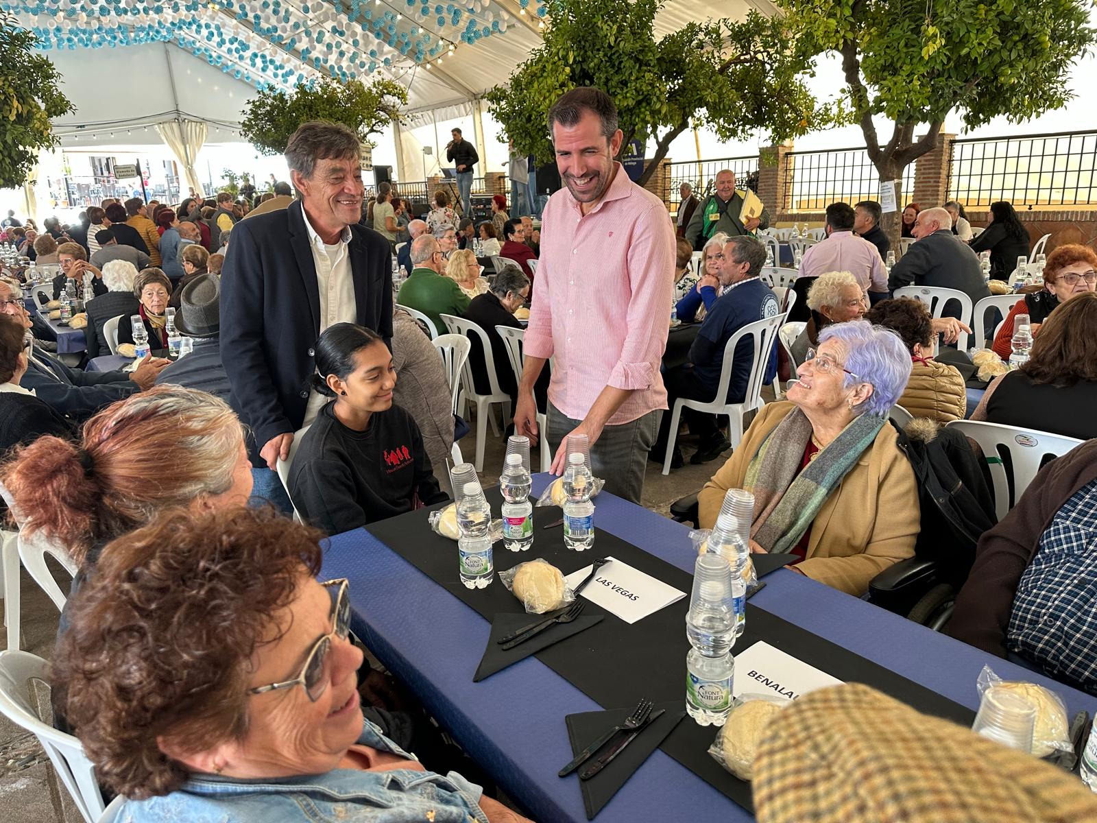 Algatocín acoge a 425 personas de toda la provincia en el V Encuentro Comarcal de Mayores