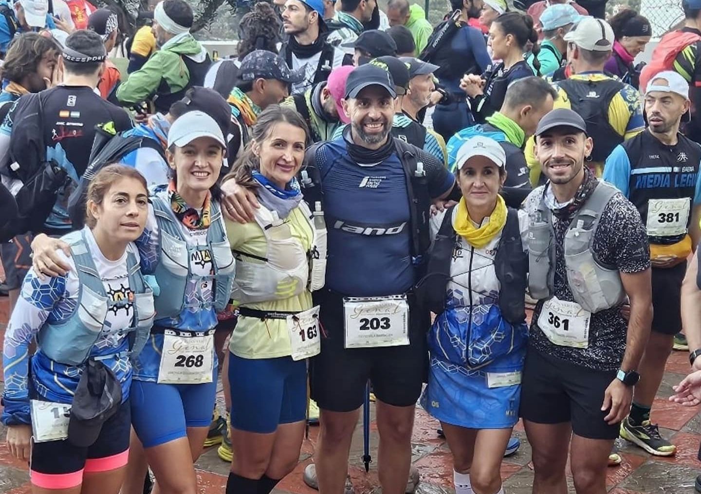 Corredores rondeños en la salida de la Gran Vuelta del Genal.
