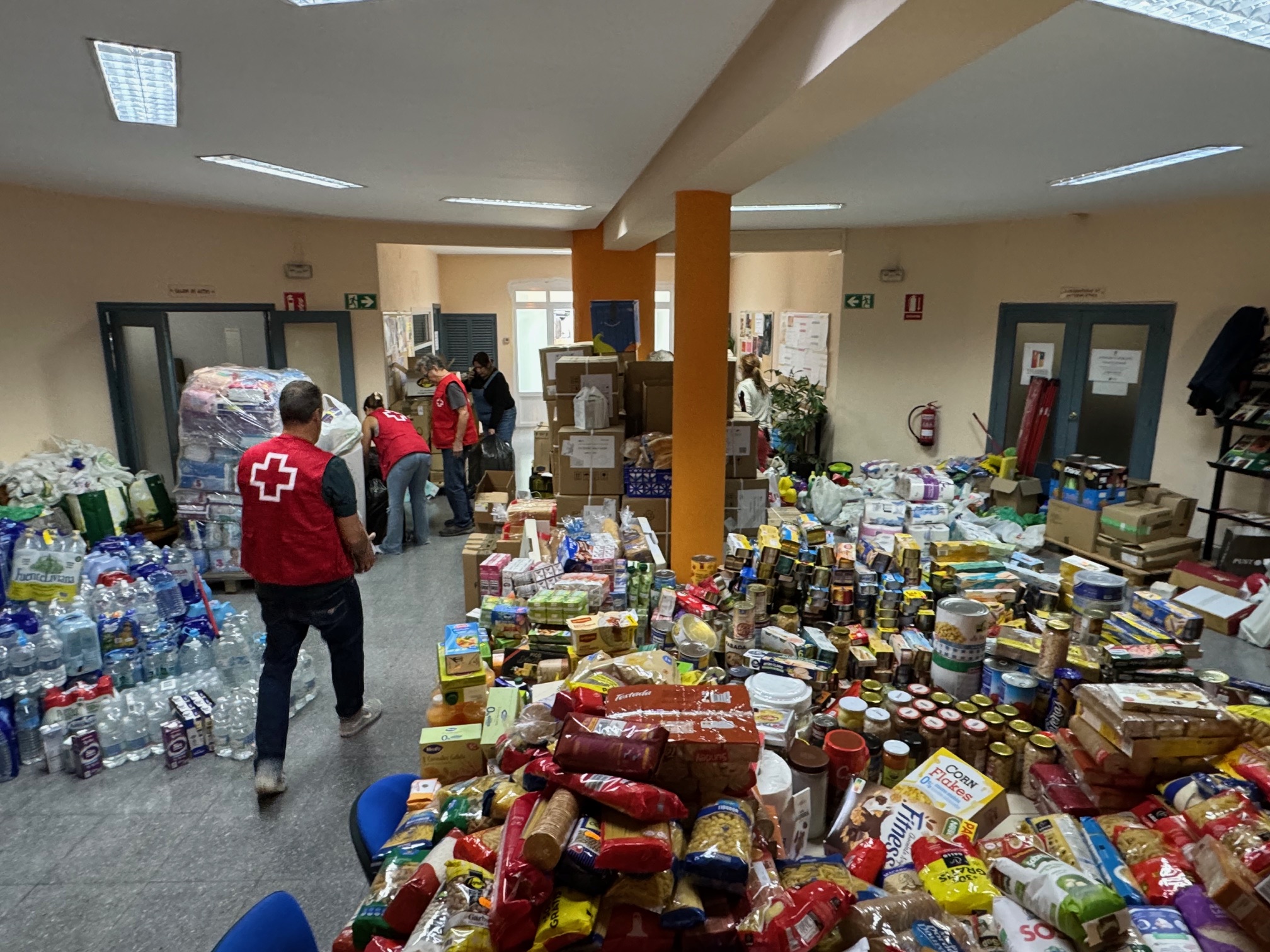 Los alimentos y artículos de primera necesidad se han recogida durante el fin de semana.
