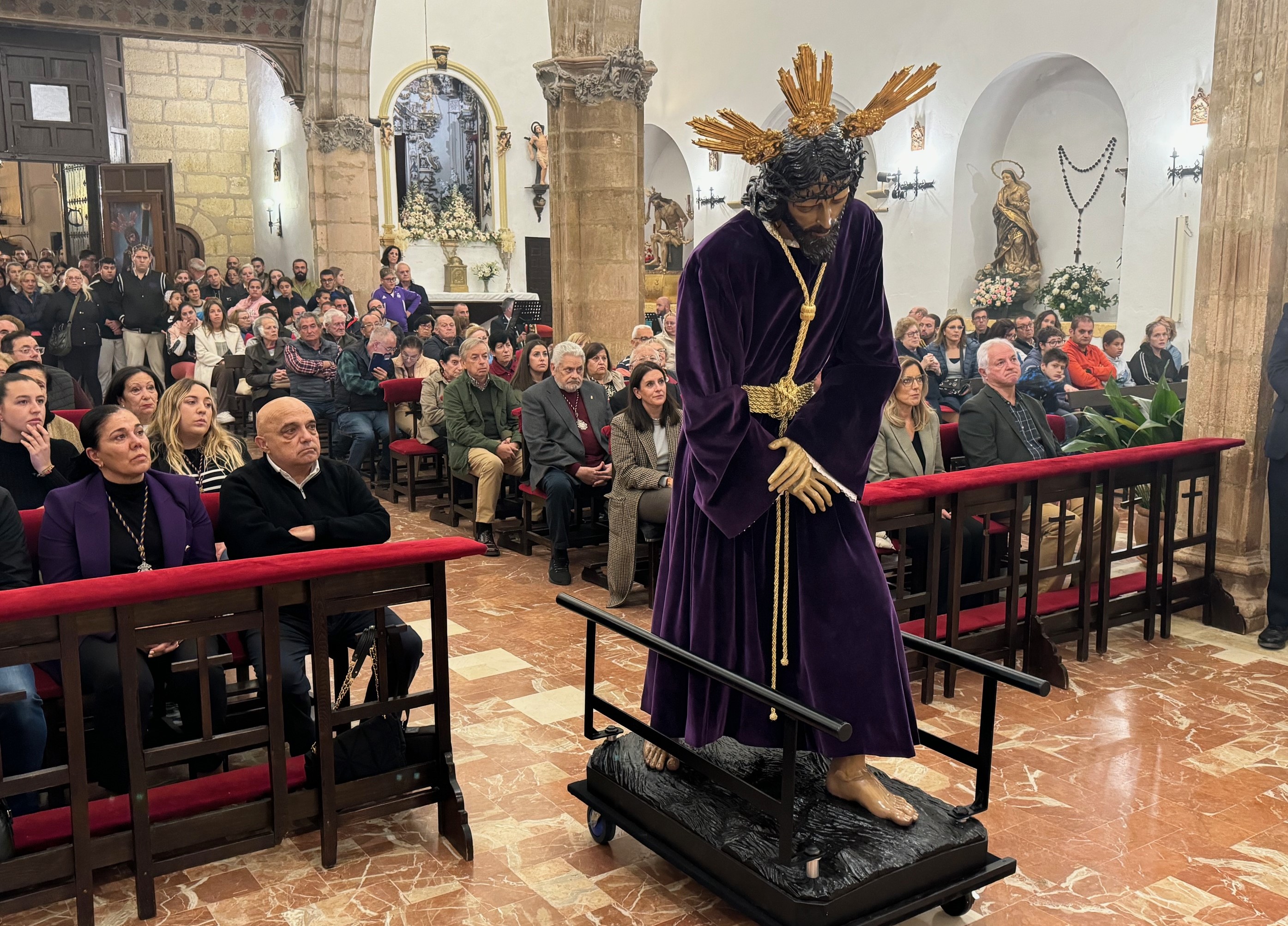El ‘Señor de Ronda’ regresa a su barriada tras siete meses de restauración