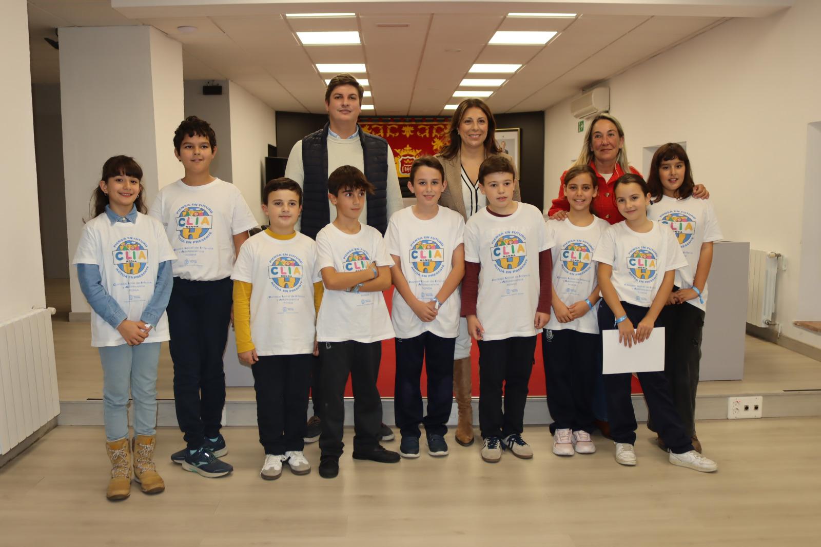 Los niños han visitado hoy el Ayuntamiento de Ronda.