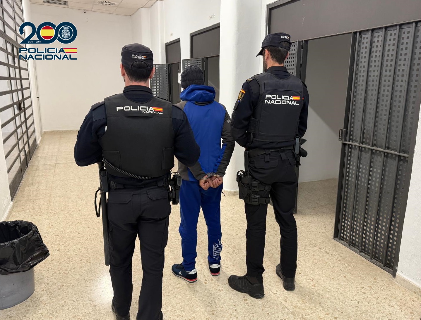 El presunto agresor ha sido detenido por la Policía Nacional.