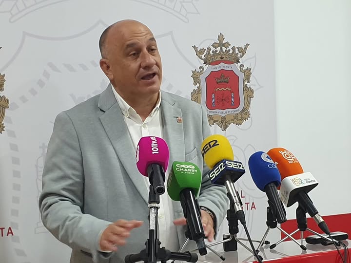 Si te invitan a una «rueda de prensa», desconfía