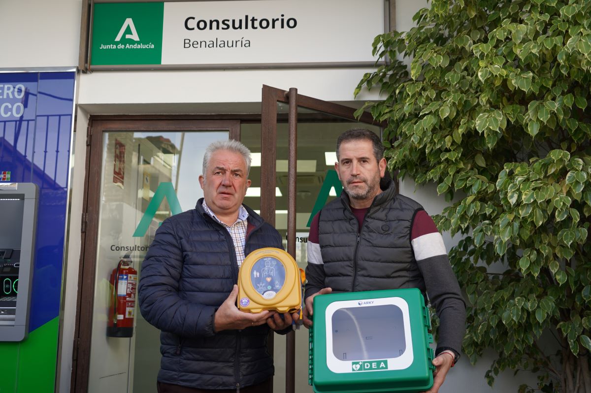Benalauría instala desfibriladores en el casco urbano y en sus pedanías