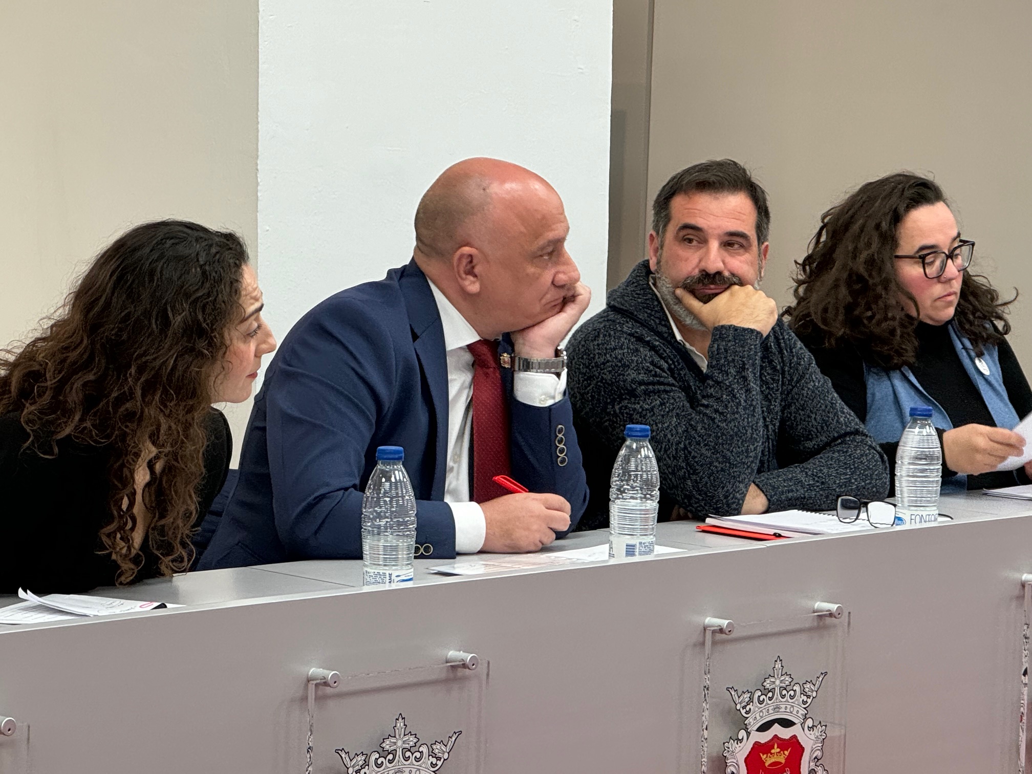 La interventora municipal deja a Cañestro en ridículo en el Pleno: «Los impuestos para el año 2025 no se han subido en Ronda»