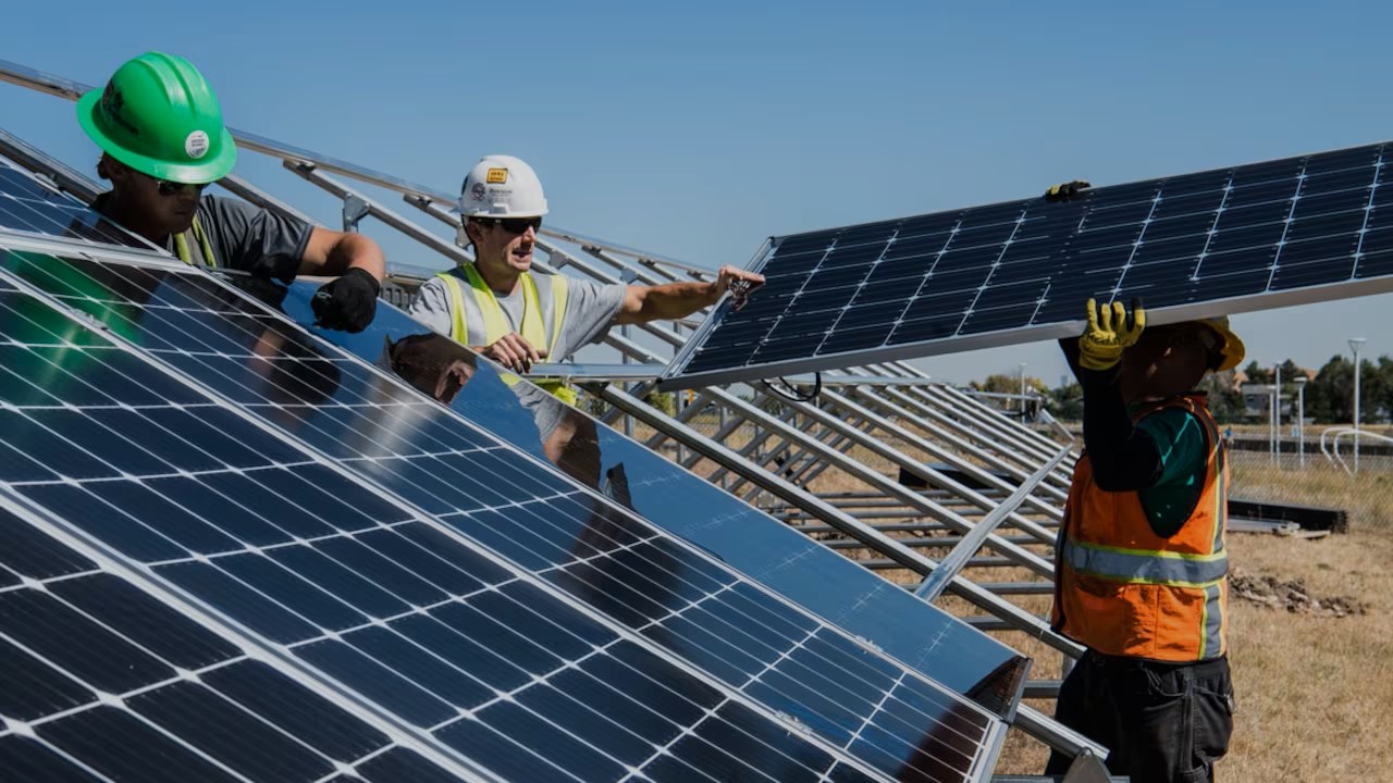 Investigadores de la UMA alertan del riesgo que supone instalar plantas fotovoltaicas cerca de la Sierra de las Nieves