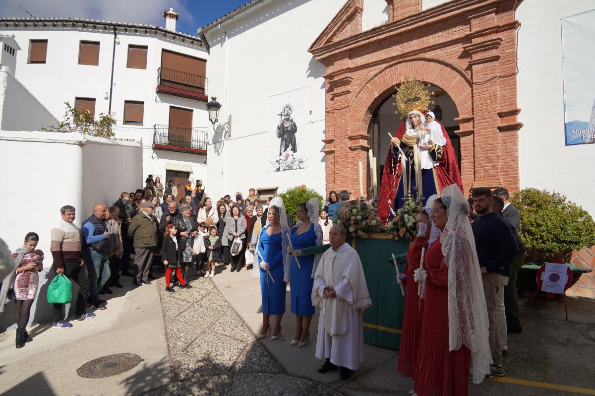 Algatocín vive con gran ambiente su tradicional Día de la Candelaria