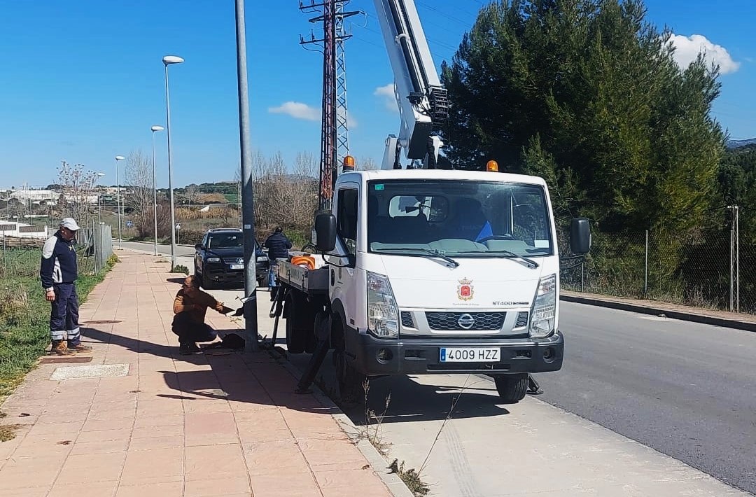 Los trabajos de reposición del alumbrado se han centrado en La Galia.
