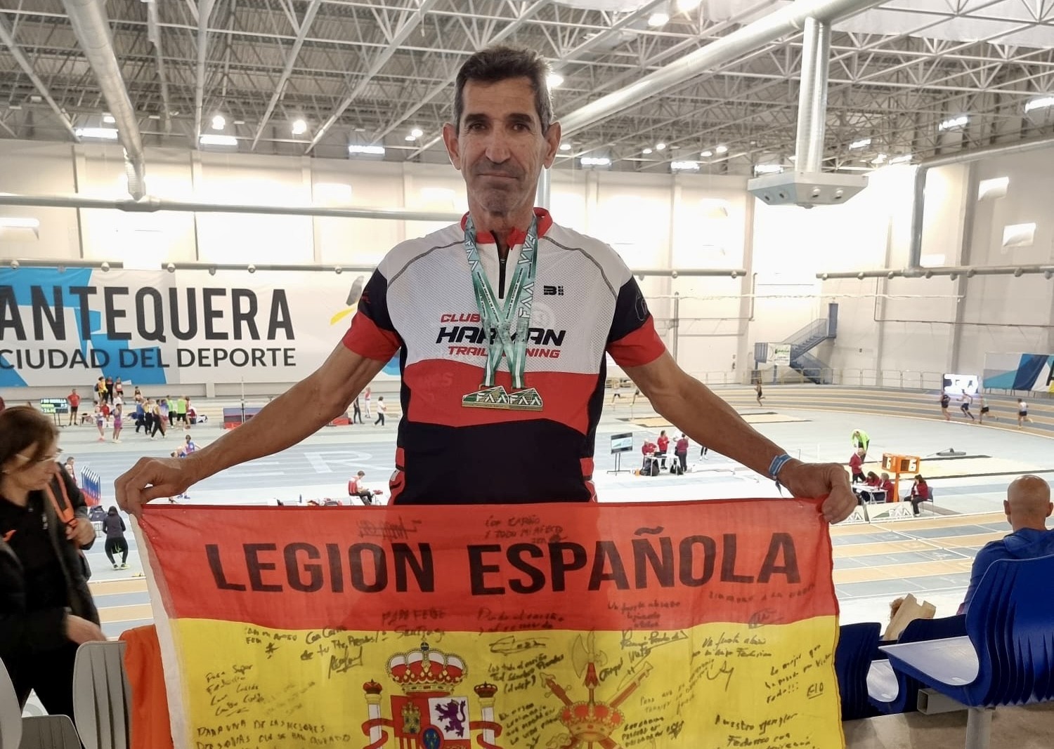 Fede Sáez, del Club Harman Trail, logra dos medallas de oro en el Campeonato de Andalucía de Pista Cubierta