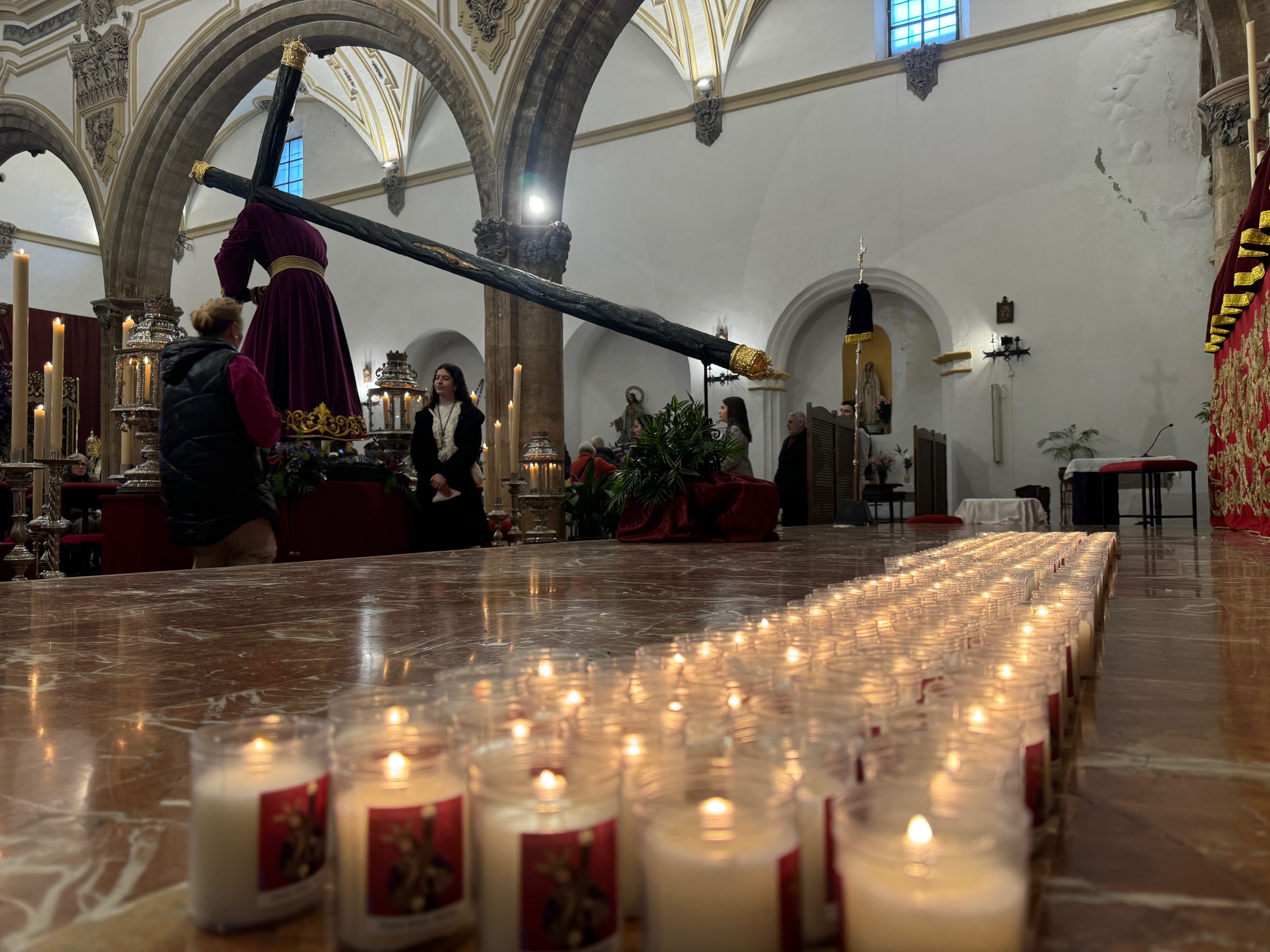 Hoy se ha vivido en la parroquia de Padre Jesús un día de gran devoción al Señor de Ronda.