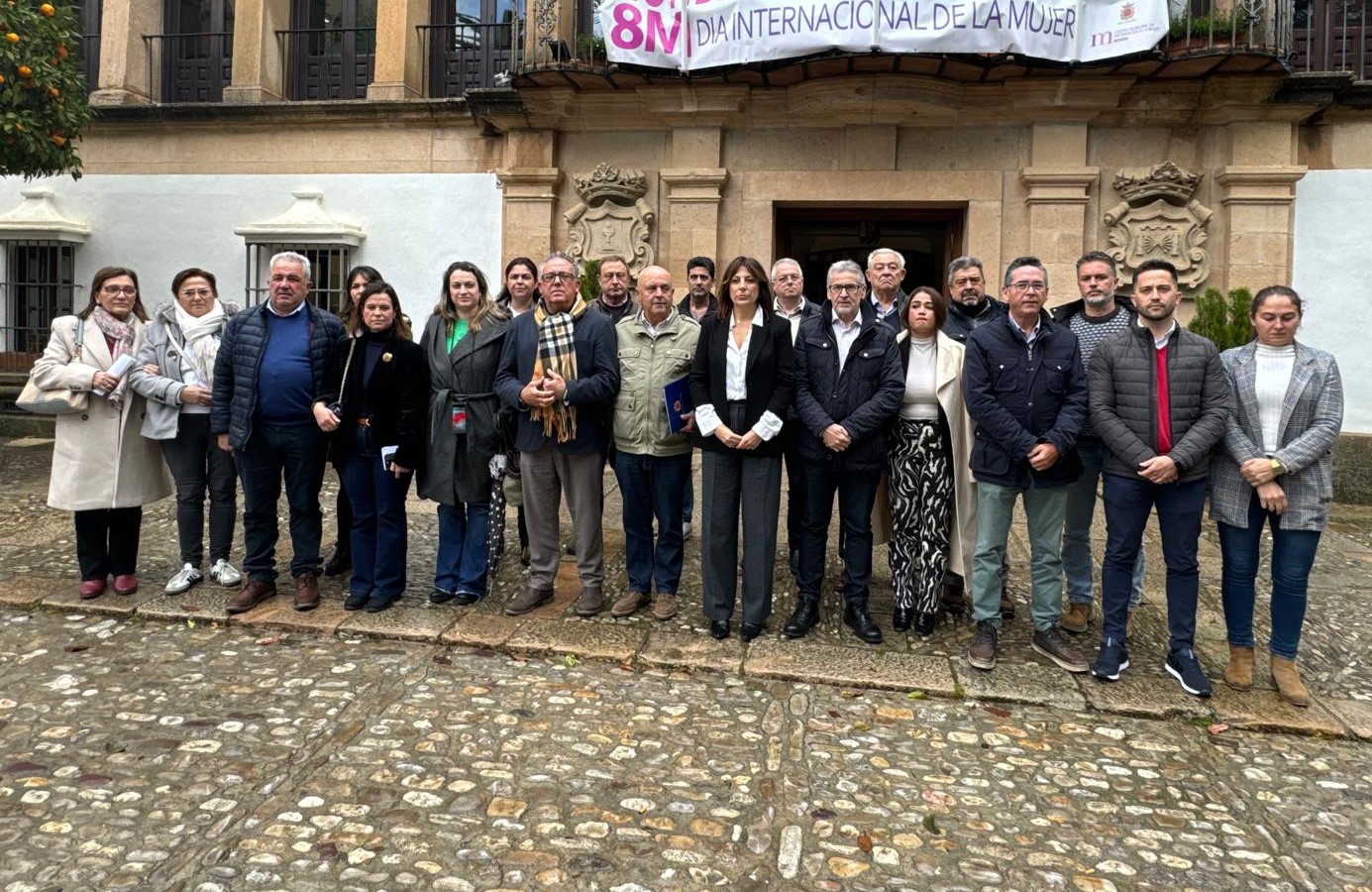 Los alcaldes de la comarca han mantenido una reunión en el Ayuntamiento de Ronda.
