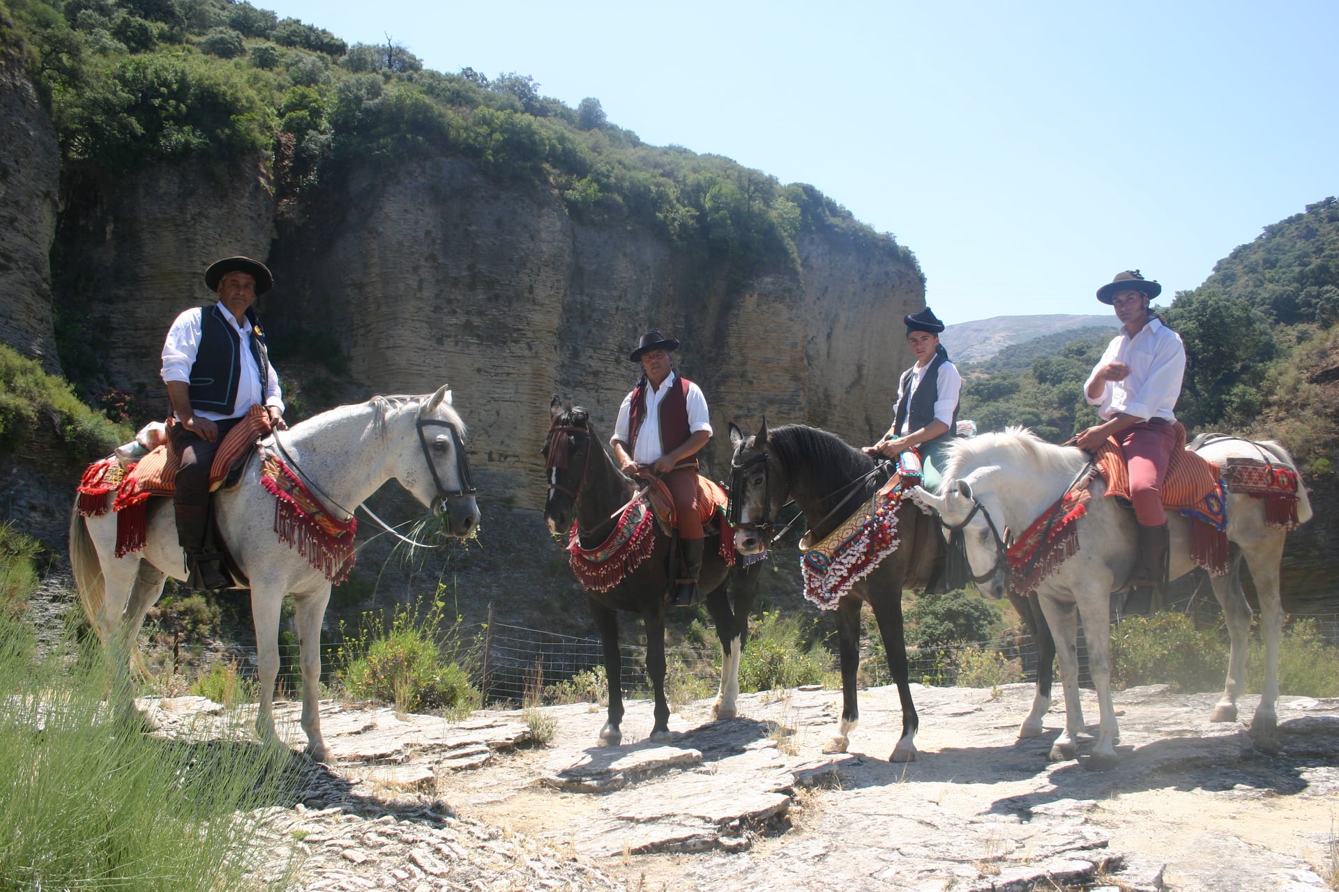 La ruta discurre entre la Serranía de Ronda y el Campo de Gibraltar. Foto Faustino Peralta.